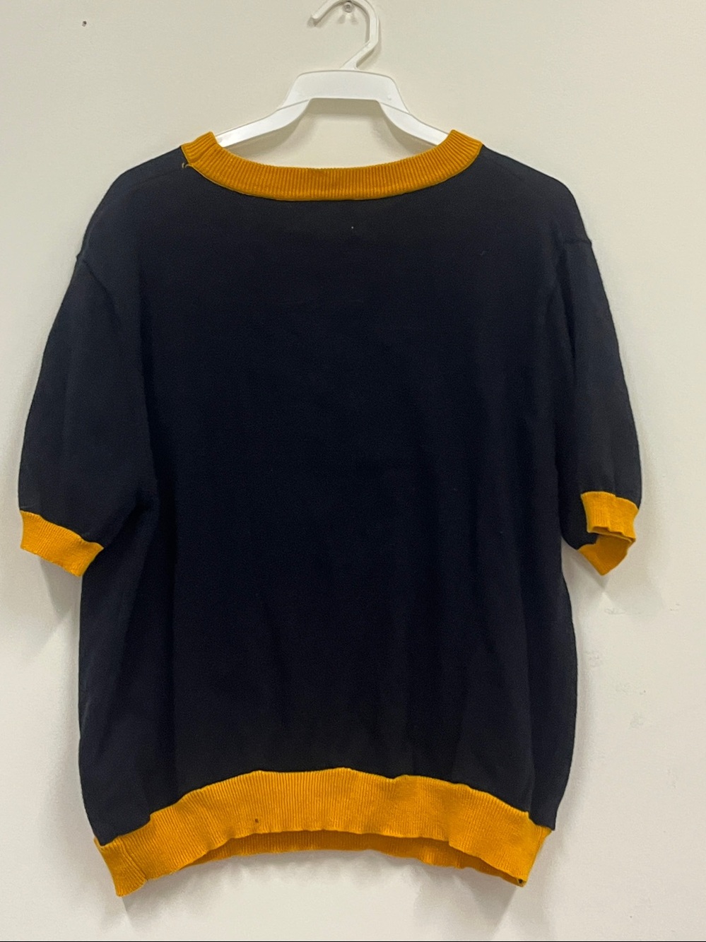 OxknitStore Black & Mustard Bird Motif Pet Perch Sweater 2XL - Picture 3 of 3